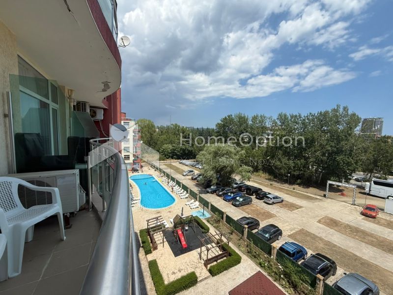 Продава се Двустаен апартамент в к.к. Слънчев бряг - 72 кв.м за 1042 €/кв.м - Снимка #1