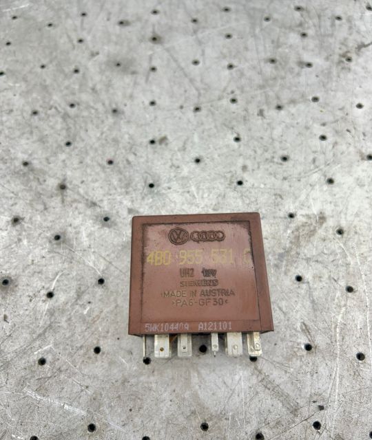 Releu stergatoare fata 4B0955531C 4B0955531C Audi A6 4B/C5 (facelift)