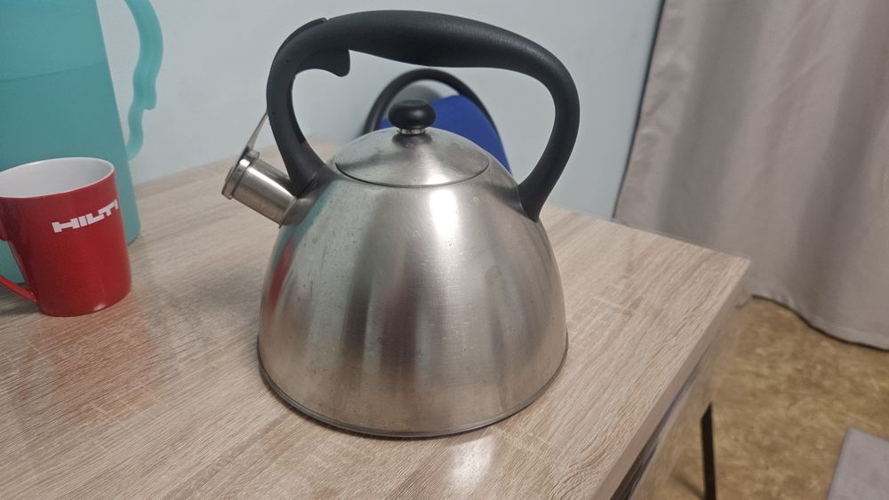 Чайник со свистком
