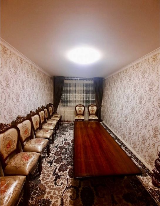 Прадаётся 2х 2микрарайоне Кафе Карвон орентир можно через банк