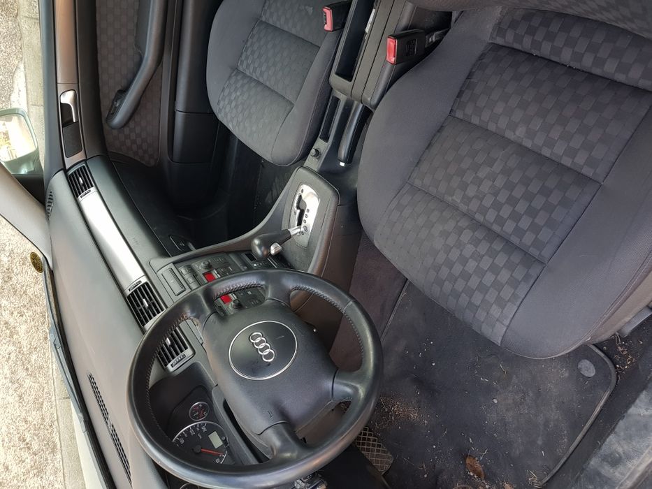 Ауди Audi А6 2.5 тди 2002г Автоматик мултитроник 6 скорости ксенон