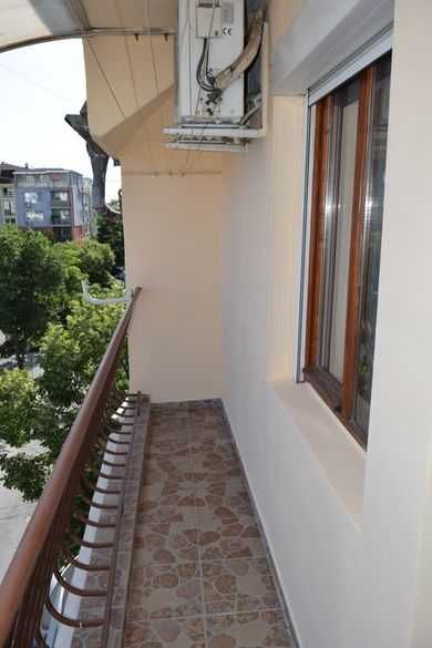 Дава се под наем Двустаен апартамент в Бургас, Възраждане - 75 кв.м за 175 € - Снимка #6