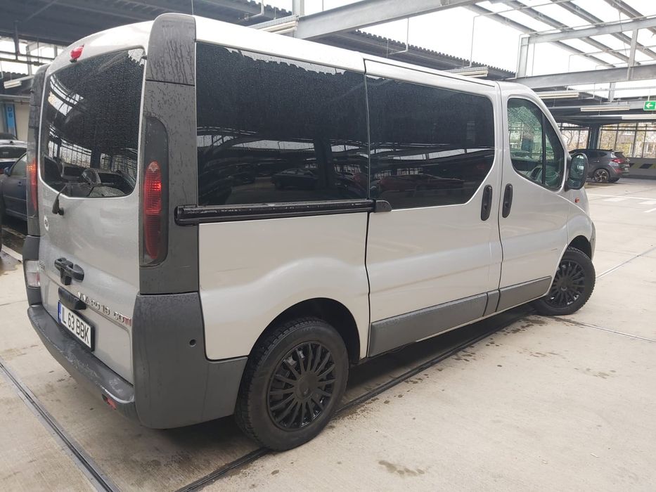 Opel vivaro 8+1 2006 1.9 D