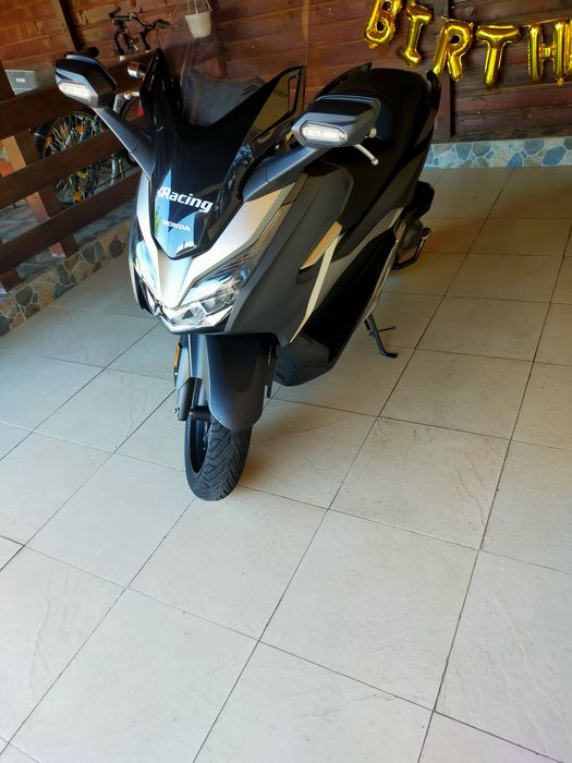 Moto Honda forza  300