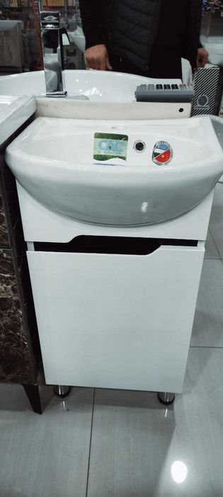 Раковина с тумбой новый доставка есть