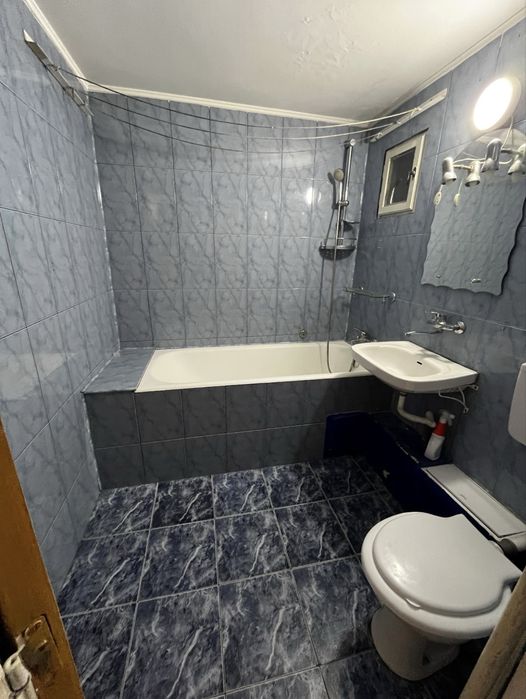 Închiriere apartament cu 4 camere