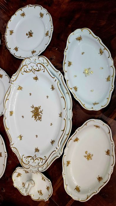 Столовый сервиз "Золотая роза" ГДР. Веймар. Дёшево !