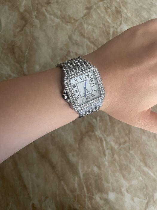 Часы для элегантных женщин