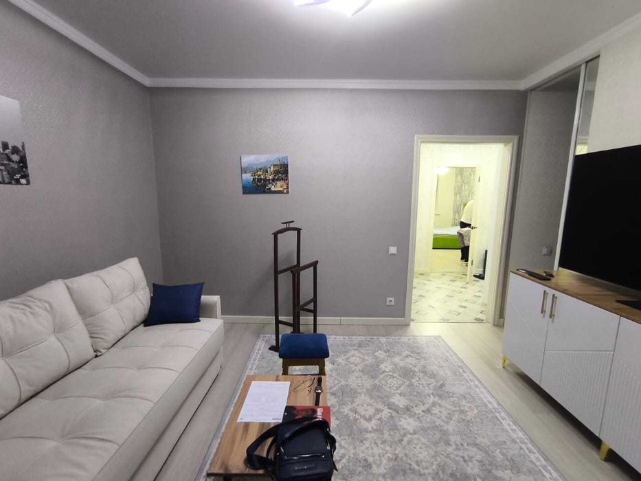 3-Комнатная на Левом! Помощь в Ипотеке! Без комиссии для покупателя!