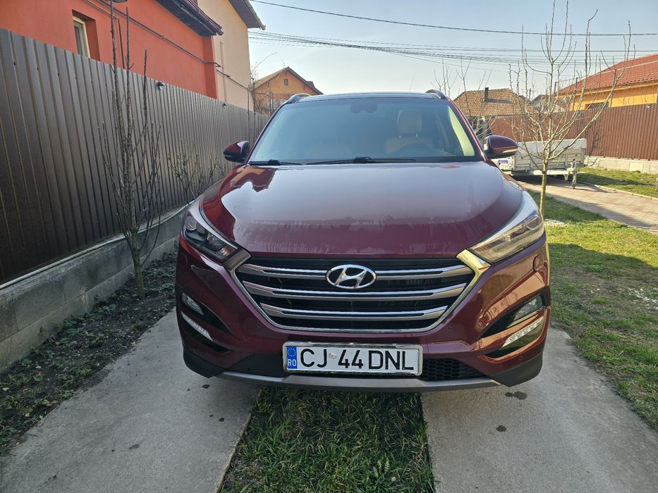 Hyundai Tucson 107.000 km,  Diesel, 185 CP,  Automata, Luxury Pack