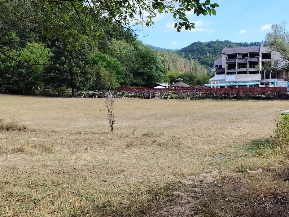 Продава се Парцел в Етрополе - 728 кв.м за 26 €/кв.м - Снимка #1