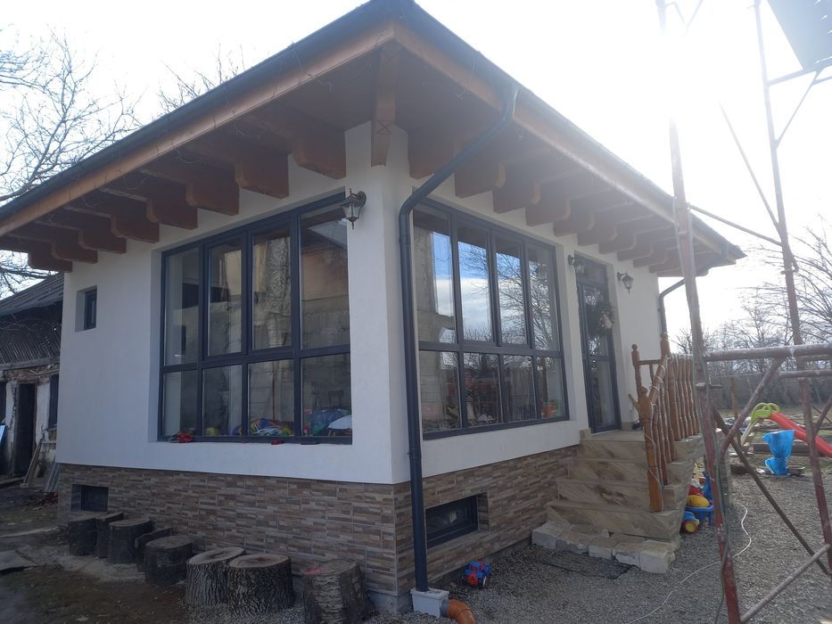 Constructii case,garduri