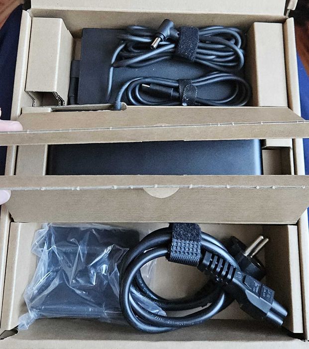 Asus Triple Display USB-C Dock DC300