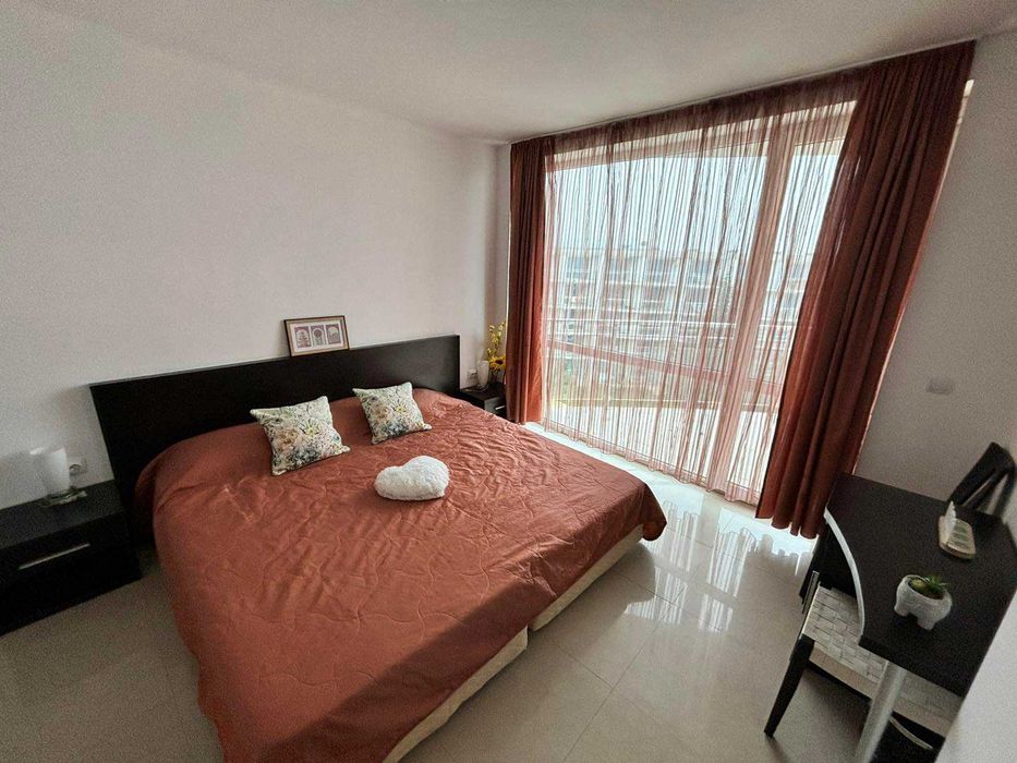 Тристаен апартамент за продажба в Атлантис, кв. Сарафово, Бургас