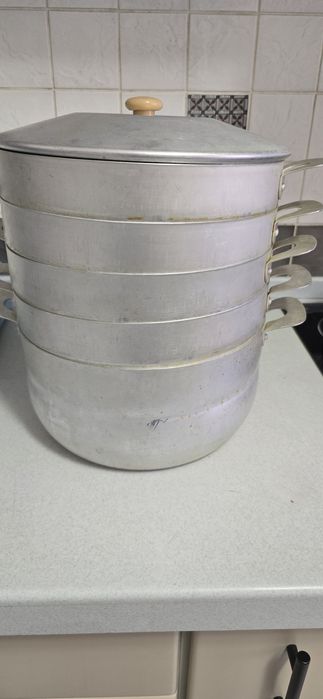 Продается б/у мантоварка