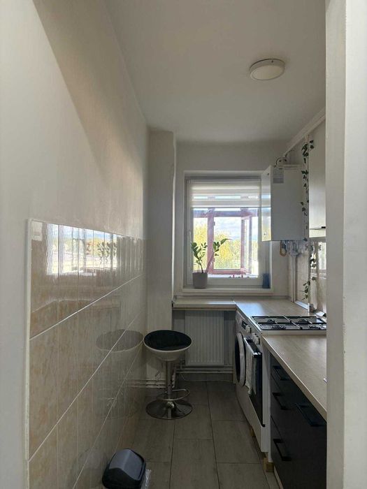 Inchiriez Garsoniera renovată , mobilată modern 30 mp