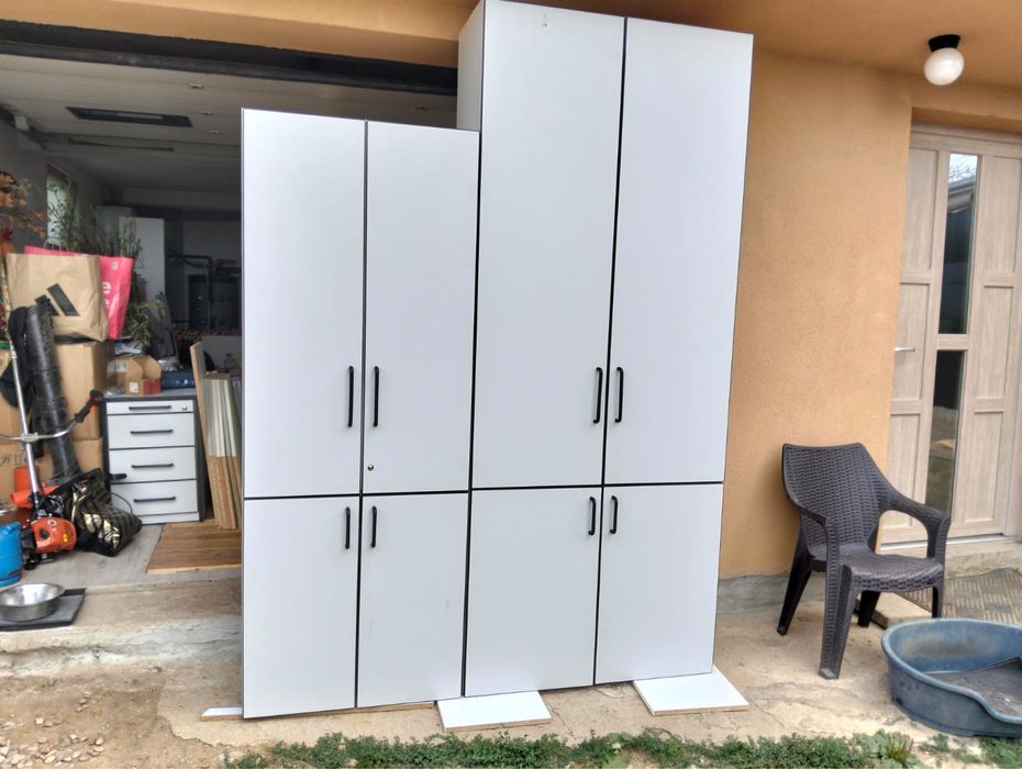 Set mobila living cu vitrine