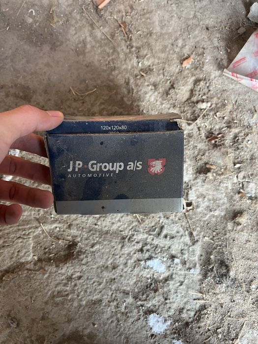 w210 мерседес  опора (подушка) двигател