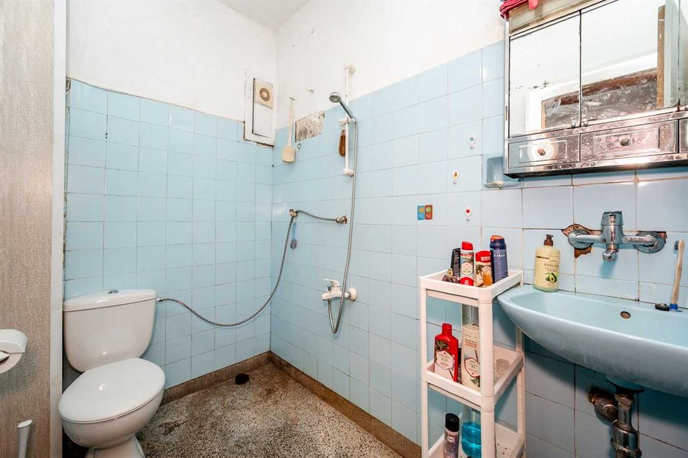 Дава се под наем Тристаен апартамент в София, Център - 98 кв.м за 188700 € - Снимка #8