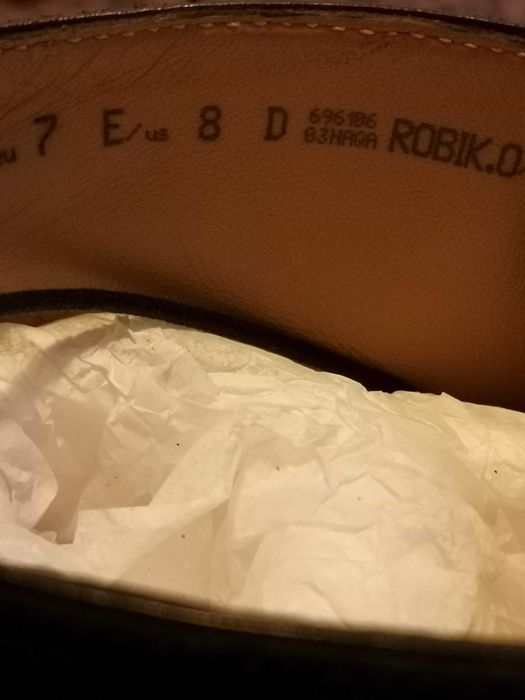 Ghete originale BALLY ,negre ,piele intoarsa moale,mar 41, 10/10