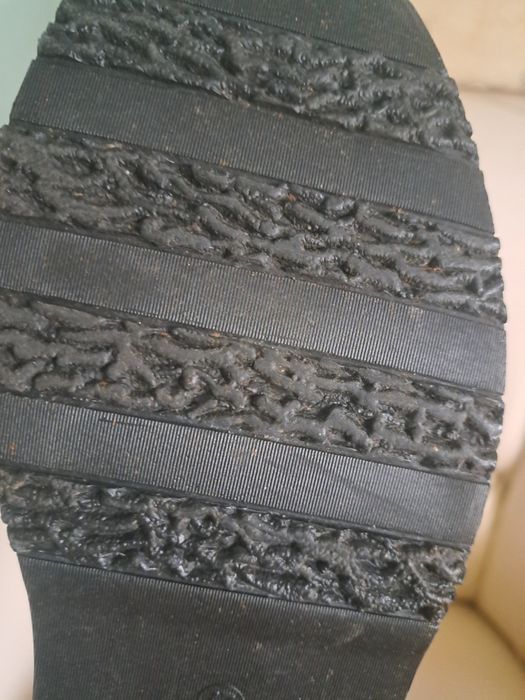 Cizme din piele naturala imblanite nr 43 impecabile