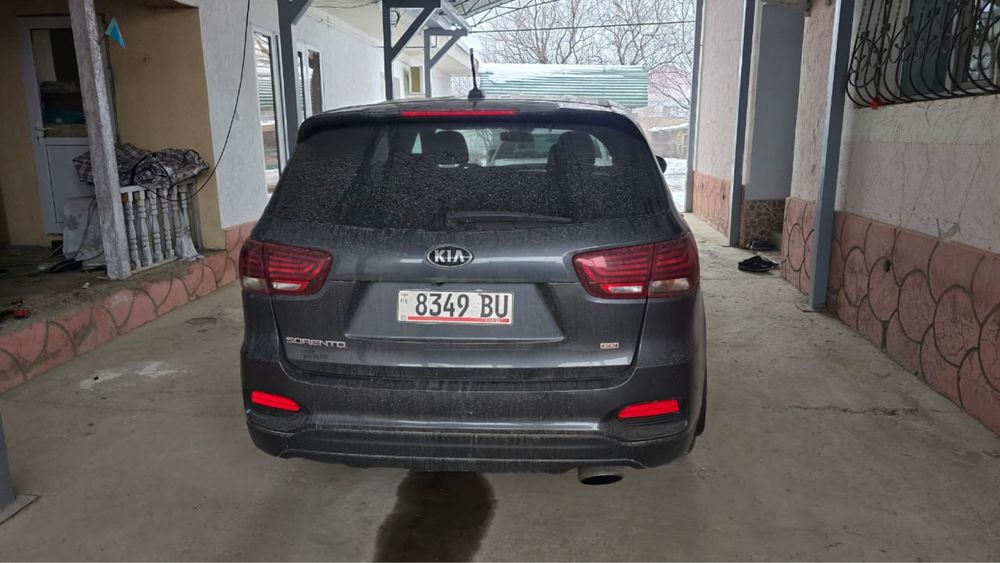Kia Sorento машина