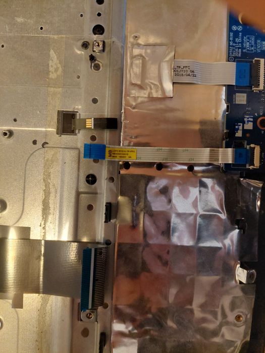 Capac inferior Lenovo Y520-15LKBN