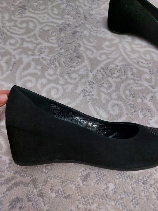 Продам туфли 40 размер