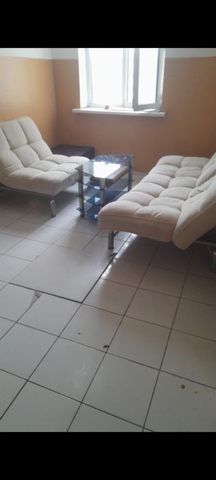 Продам диван с  креслом и тумбу