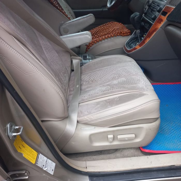 Продаю срочно Lexus RX 300