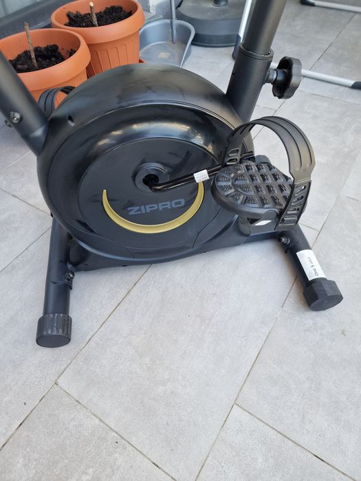 Bicicleta magnetica Zipro One S Gold