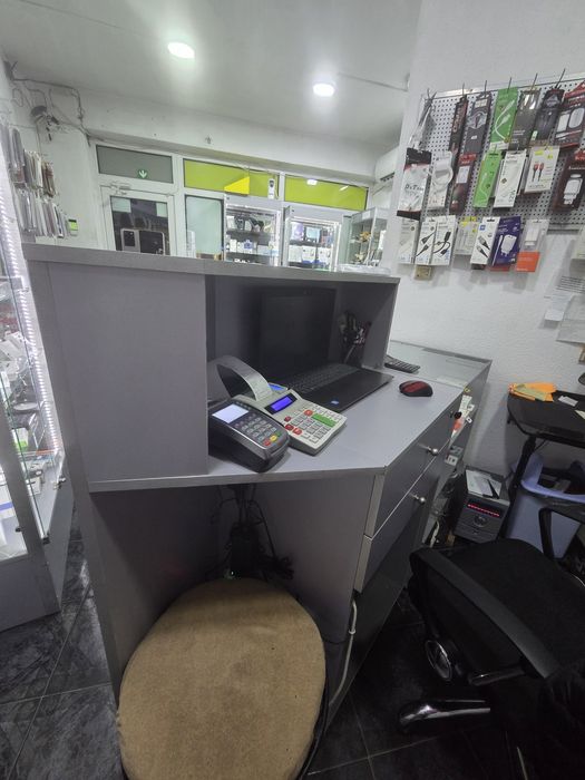 Оборудване за магазин.Витрини , Шкафове.Пана.Четете описанието моля!