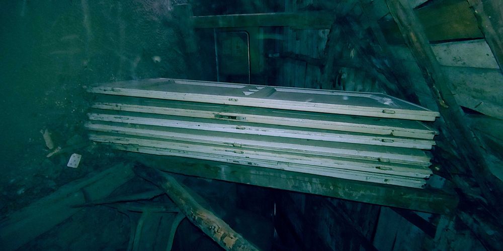 Продавам интериорни масивни врати (дъб) с каси от хотел Шератон/Балкан