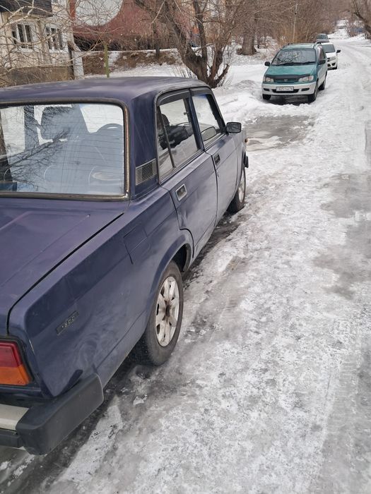 Продам машину Ваз 2105