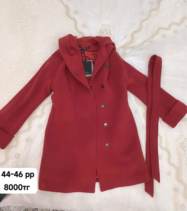 Женские платья..