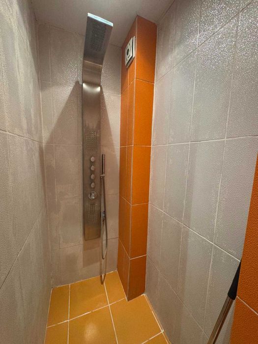 Продава се Тристаен апартамент в Търговище, Център - 83 кв.м за 1229 €/кв.м - Снимка #4