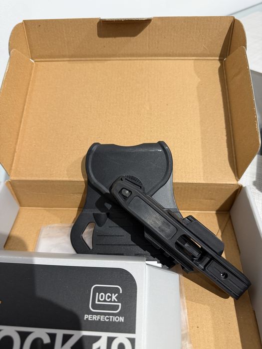 Pistol airsoft tip GLOCK 9x19+accesorii