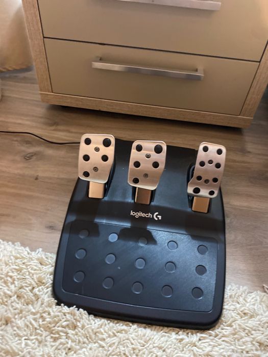 Volan Playstation cu pedale toate firele nou nouț fara cutie