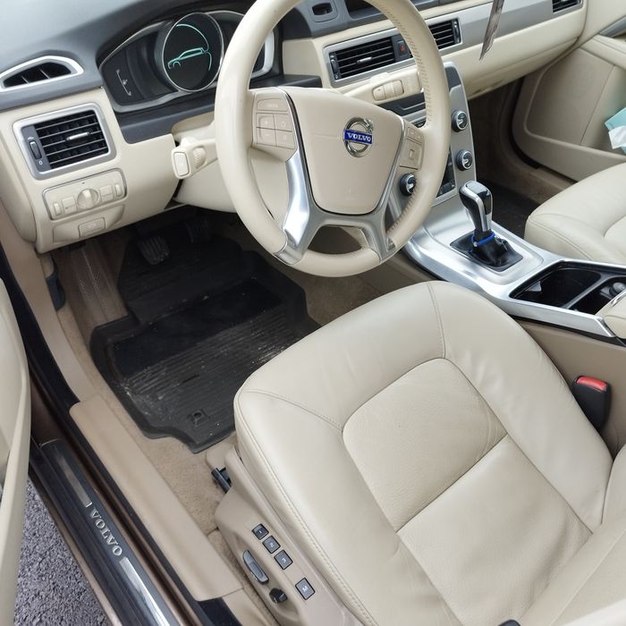VOLVO V70 2014 — imagine 5