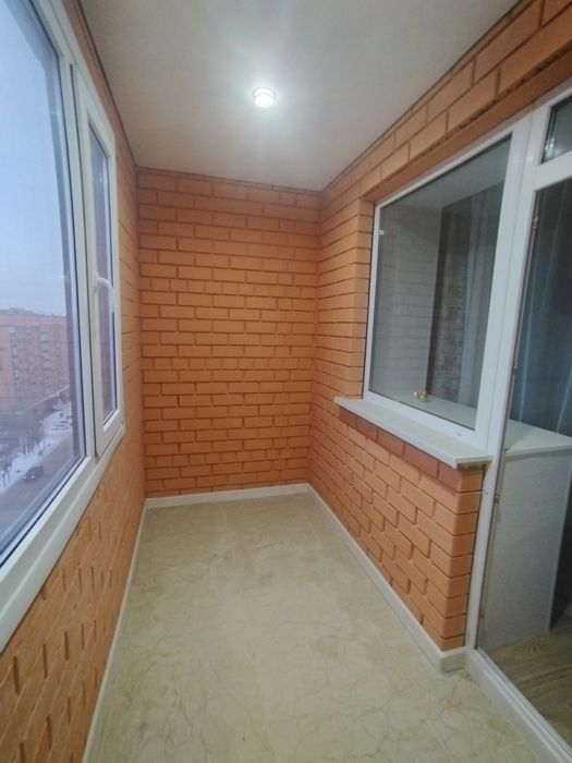 Продам 2 Ком квартиру в центре города