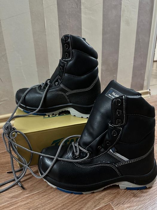 Спецодежда, комбезы и прочее