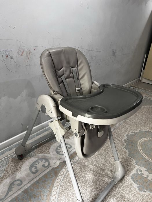 Продам детский столик