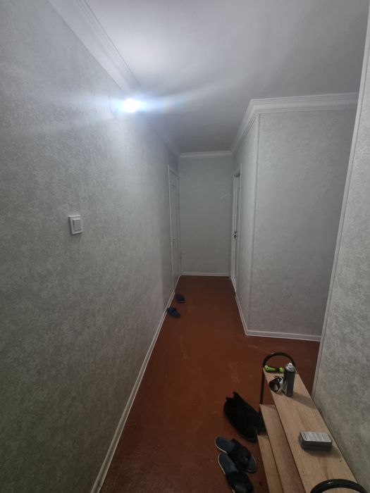 Chilonzor 25 kvartalda 2/5/5  450$