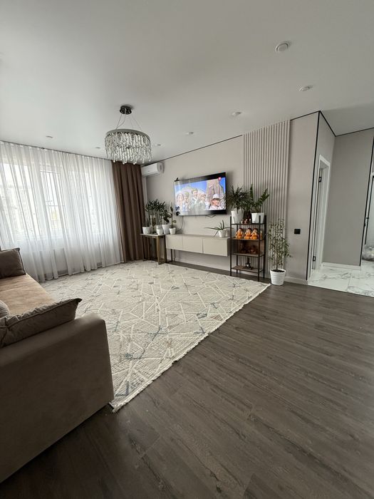 Продам квартиру 4х комнатную