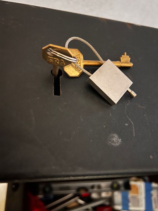 VanVault cutie metalica