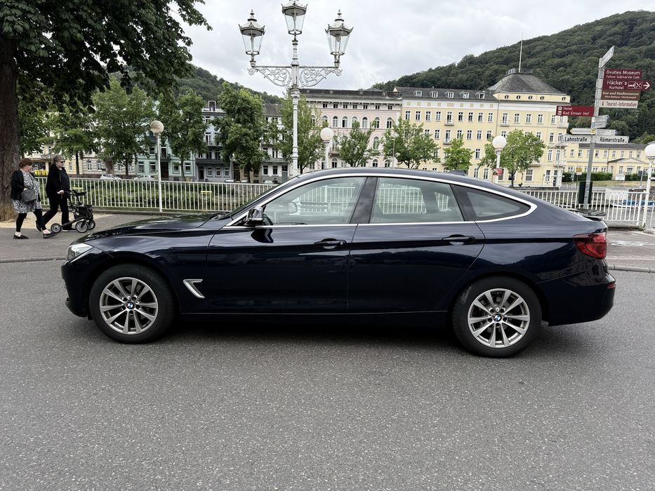 BMW 3 Series 2020 — imagine 2