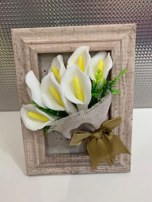 Цветя изработени с глицеринов ароматен сапун и Българска роза