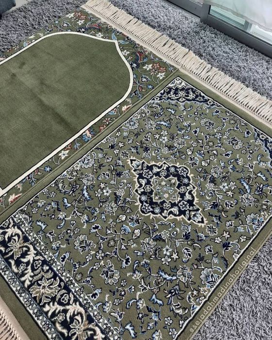 Жайнамаз из Медины  Mada Carpet