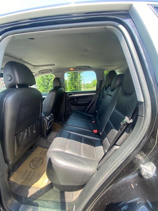 Porsche cayenne 4.5 v8