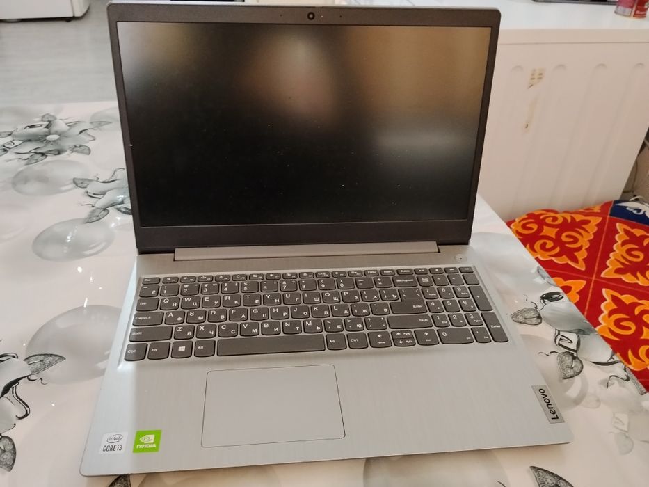 Продам ноутбук Lenovo срочно